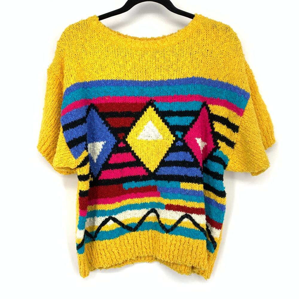 VTG 90s Chaus Short Sleeve Pullover Sweater Womens Sz M Yellow Geometric Print